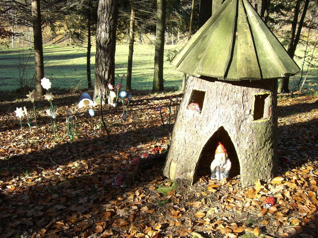Kirchenwirt Inn Kreuzen  エクステリア 写真